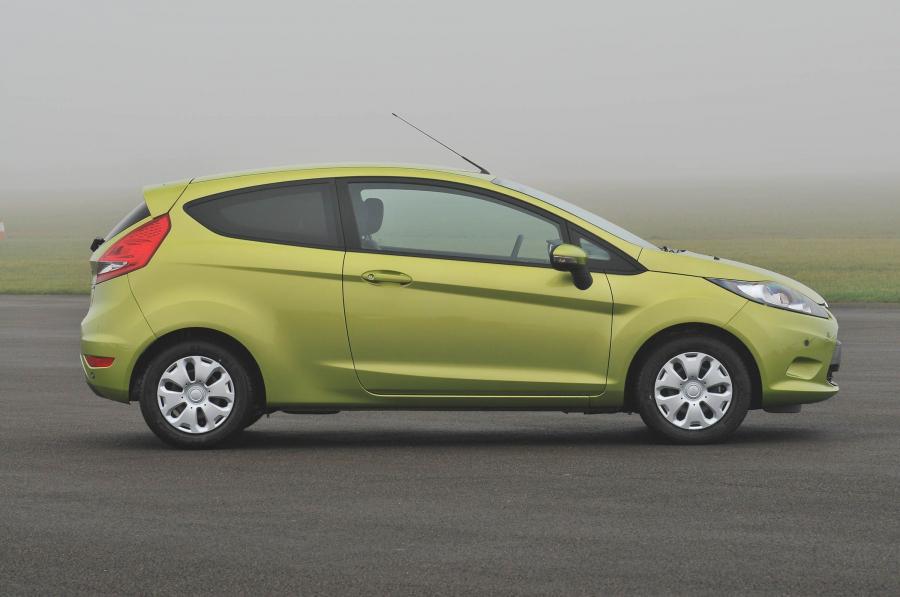  Ford Fiesta 2008 года  (фото 86 из 201)